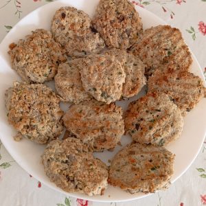 Котлеты из птицы с грибами